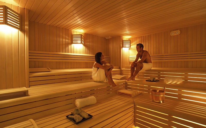 professional-use-sauna-63251-4850973.jpg