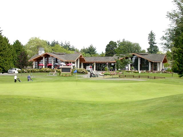 Langara-Golf-Course-Clubhouse-Exterior-2.jpg